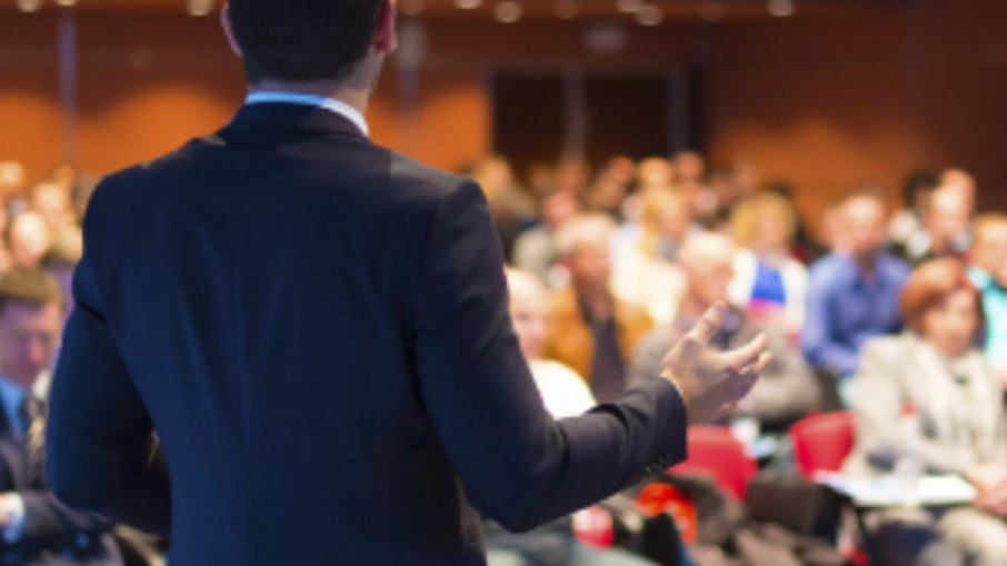 Pastor é detido em igreja no RJ