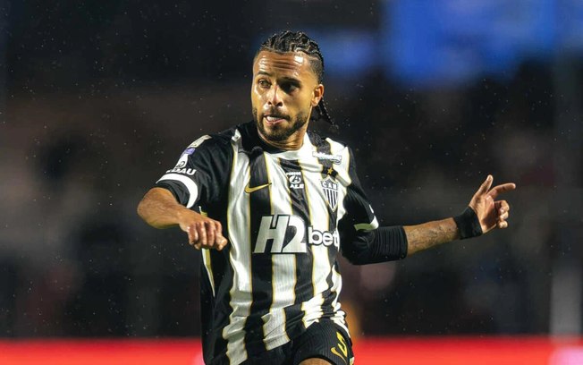 Alexsander pegou dois jogos de suspensão por ofensas a Kaio Jorge