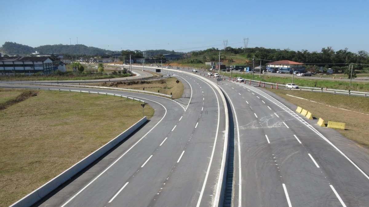 Rodovias de concreto podem substituir o asfalto