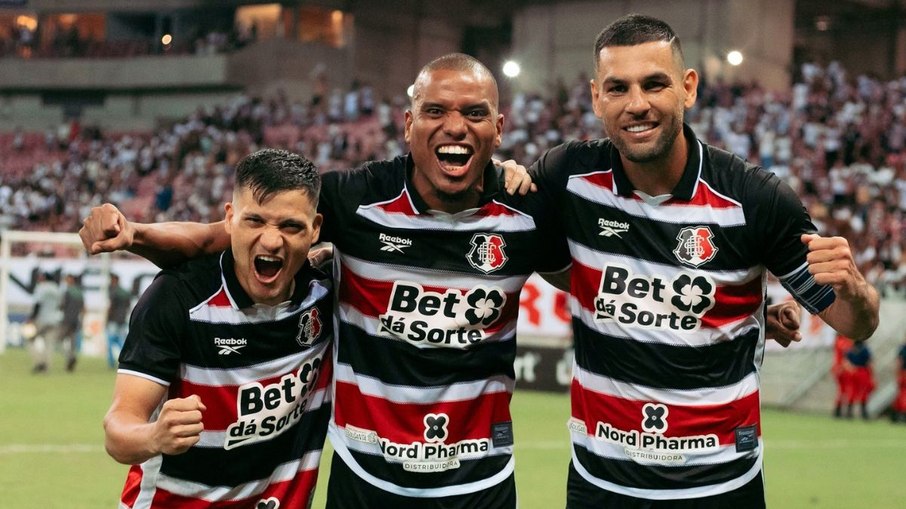 Santa Cruz pode subir para a Série B neste fim de semana