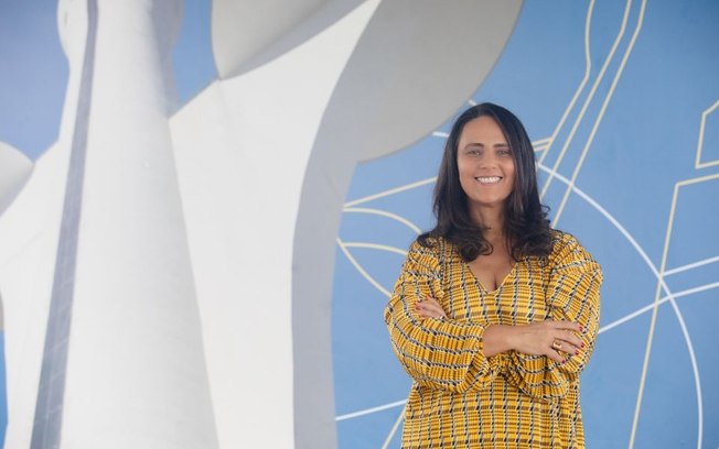 Alessandra Pinheiro toma posse da diretoria da Associação dos Designers Gráficos do DF