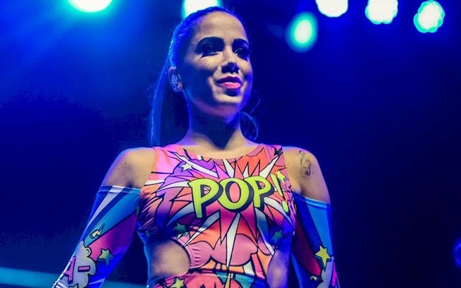 Anitta revela luta contra doença misteriosa