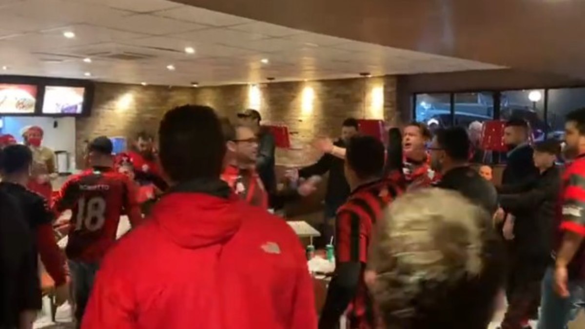 Athleticanos expulsaram torcedores do Flamengo de restaurante em Curitiba