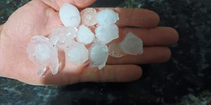 3 cidades decretam situação de emergência após temporais em SC