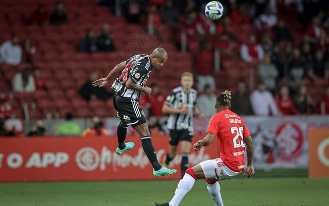 Inter e Atlético se enfrentaram na noite deste sábado, no Beira-Rio