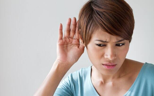 Uso de terapia hormonal na menopausa aumenta em 21% as chances de desenvolver problemas auditivos Uso de terapia hormonal na menopausa aumenta em 21% as chances de desenvolver problemas auditivos