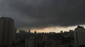 Maior parte da cidade de SP entra em estado de atenção para alagamentos