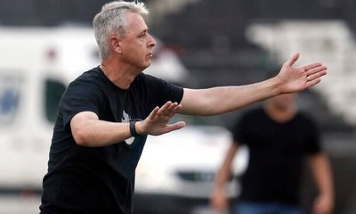 Botafogo anuncia demissão do técnico Tiago Nunes
