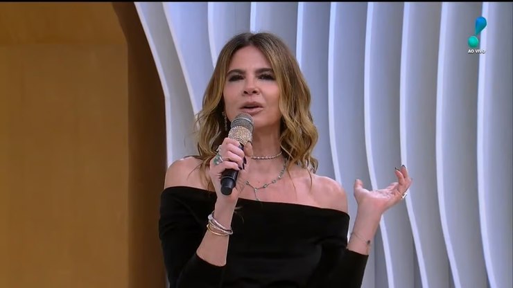 Luciana Gimenez se despede da RedeTV! após 25 anos