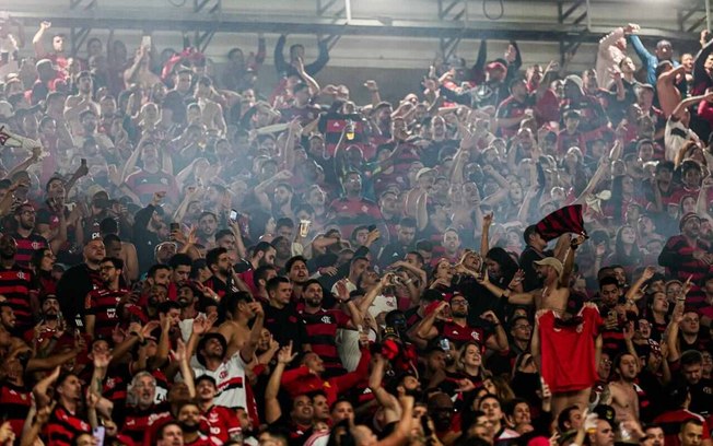 Jardim durante o jogo tenso que terminou com a classificação rubro-negra Jardim durante o jogo tenso que terminou com a classificação rubro-negra