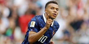 Mbappé é sincero após quebrar recorde: "Preferiria jogar a final"