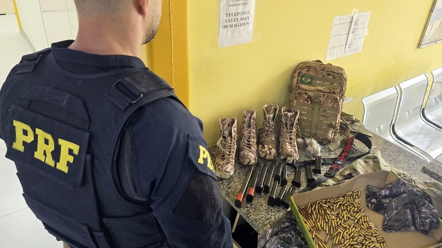 Dupla é presa na Dutra fugindo do RJ após operação no Alemão