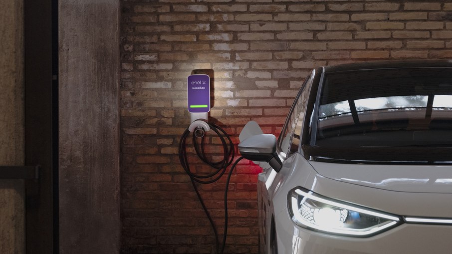 Carros elétricos permitem uso de energia 100% limpa e renovável, mas setor demanda uma série de investimentos