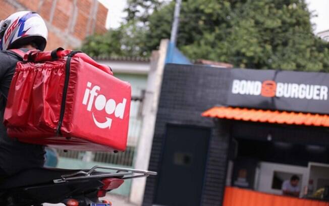 Redes de franquias fast-food crescem 575% com unidades nas periferias