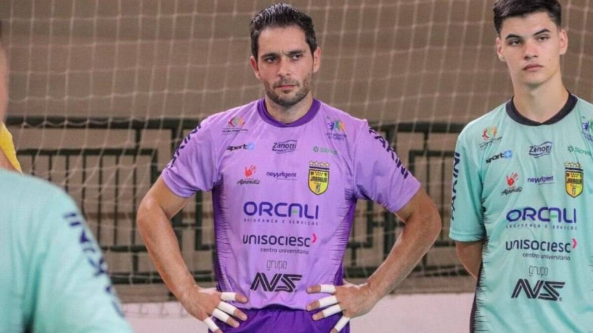 Aos 40 anos, goleiro Tiago retorna ao Jaraguá Futsal