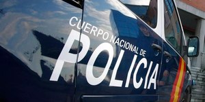Homem mata os pais e deixa quatro feridos em tiroteio na Espanha