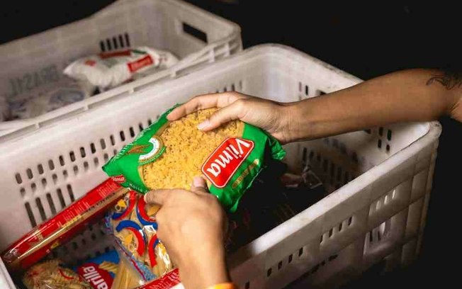 Fome de música: Na Praia Festival e Mané já arrecadaram mais de 100 toneladas de alimentos