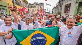 Lula diz que não aceita ameaças em crítica ao Exército