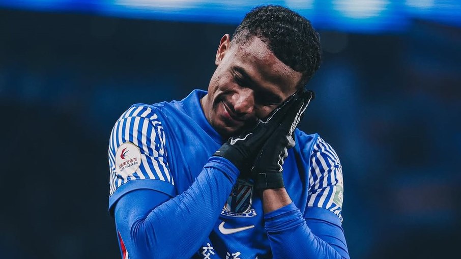 Saulo Mineiro confirma ótima fase em vitória do Shanghai Shenhua Saulo Mineiro confirma ótima fase em vitória do Shanghai Shenhua