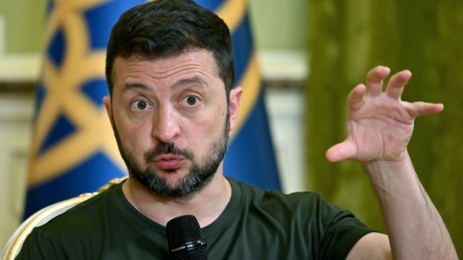 Zelensky celebrou volta de prisioneiros: 