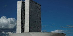 Planalto vê anistia como distração para PEC da Blindagem