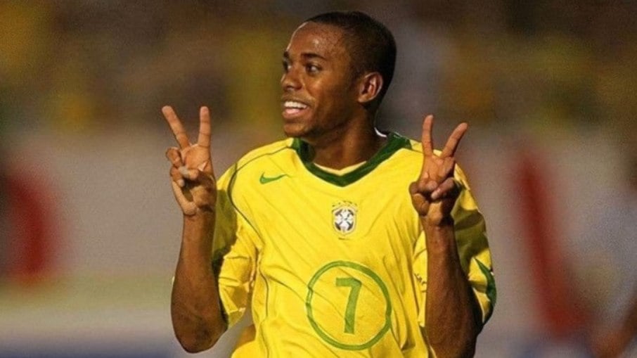 STJ deve homologar prisão de Robinho no Brasil