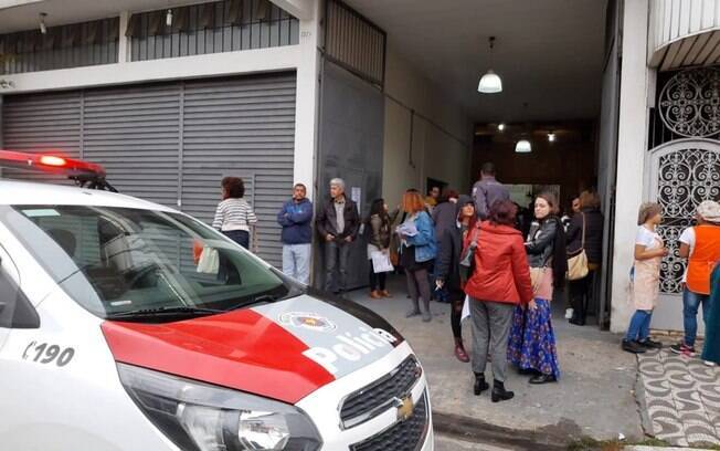 Policiais militares entraram no encontro estadual de mulheres do PSOL, em São Paulo, e pediram documentos