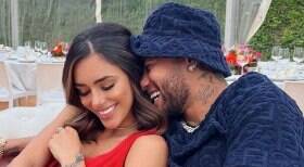 Namorada de Neymar ganha R$ 100 mil por mês