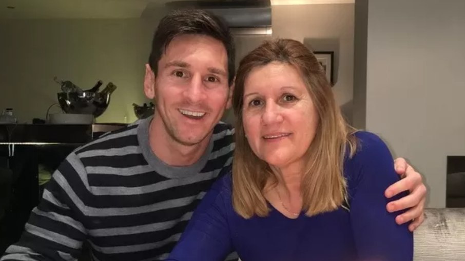 Lionel Messi e sua mãe, Celia Maria Cuccittini Lionel Messi e sua mãe, Celia Maria Cuccittini