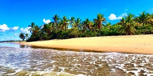 Caraíva: vilarejo encantou Bruno Gagliasso e Giovanna Ewbank