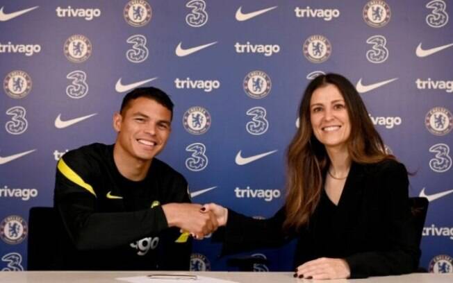 Chelsea renova contrato de Thiago Silva por mais uma temporada