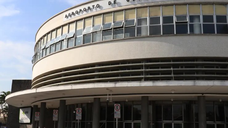 90%20anos%3A%20Aeroporto%20de%20Congonhas%20%C3%A9%20o%20mais%20antigo%20do%20Brasil