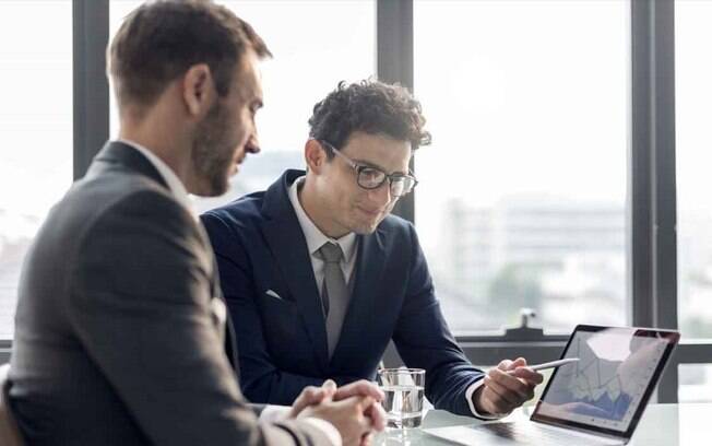 Como a Mentoria Empresarial pode ajudar empresas a superar a atual crise