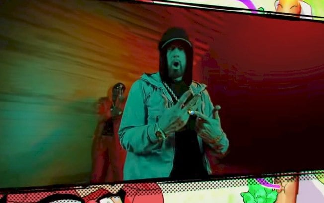 Eminem e Snoop Dogg se transformam em macacos no clipe “From The D 2 The LBC”