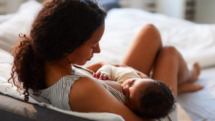 Por que há mulheres que não emagrecem amamentando?