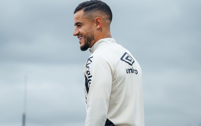 Neymar deve ser titular de Cuca contra o Fluminense