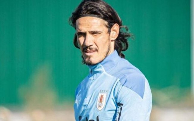 Cavani acerta com clube espanhol, crava jornalista Cavani acerta com clube espanhol, crava jornalista