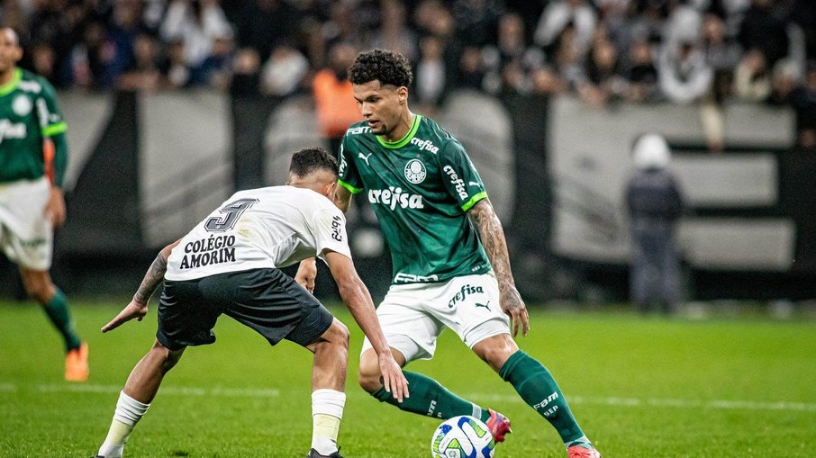 Ian Custódio está de saída do Palmeiras para o futebol português Ian Custódio está de saída do Palmeiras para o futebol português