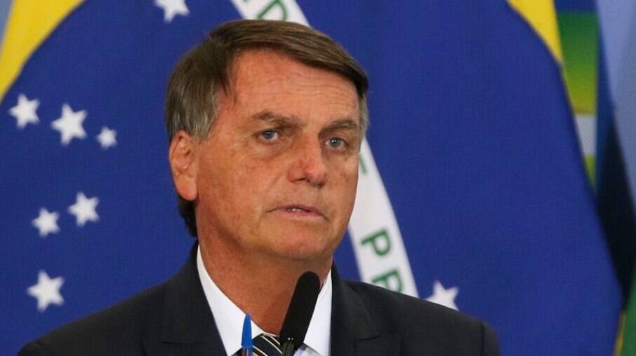 Bolsonaro elevou os gastos do Auxílio Brasil, substituto do Bolsa Família, de R$ 35 bilhões para R$ 91 bilhões anuais 