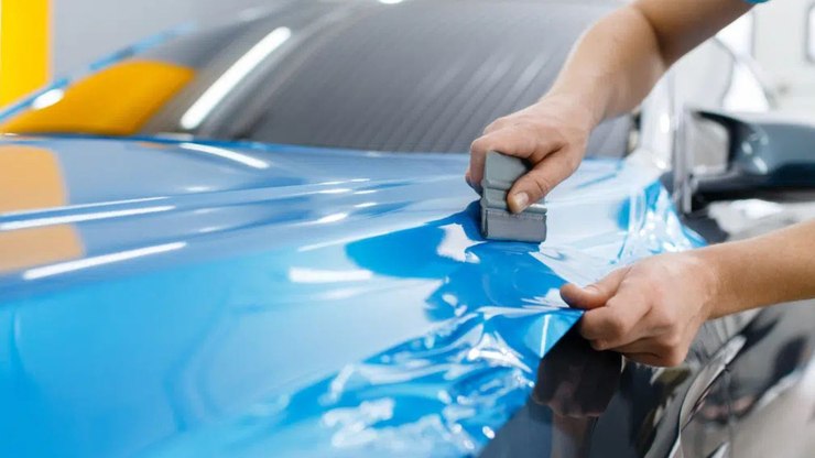 Envelopamento automotivo: vantagens, durabilidade e cuidados