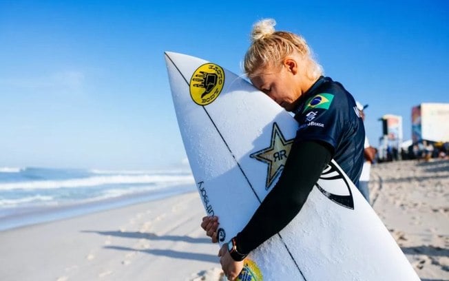 Tatiana Weston-Webb é campeã da etapa do Circuito Mundial de Surfe da África do Sul