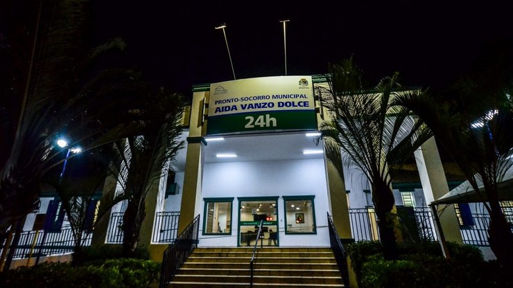 Jovem de 18 anos morre em acidente entre moto e viatura policial em Araçatuba