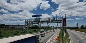 Passou no Free Flow da Dutra? Saiba o que acontece com a multa