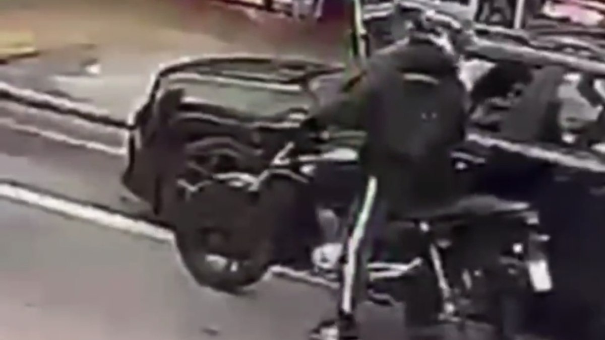 VÍDEO: Polícia investiga morte de piloto de helicóptero em SP