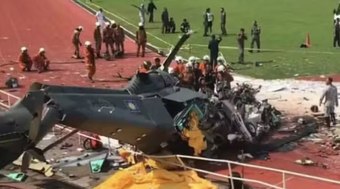 Dez pessoas morrem em colisão de helicópteros na Malásia