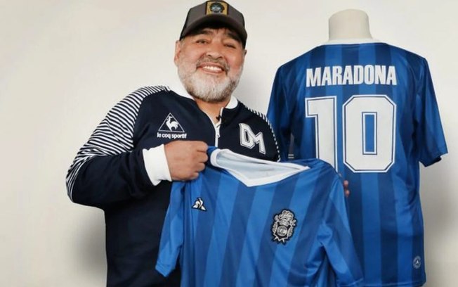 Maradona morreu aos 60 anos em 2020 de complicações cardíacas
