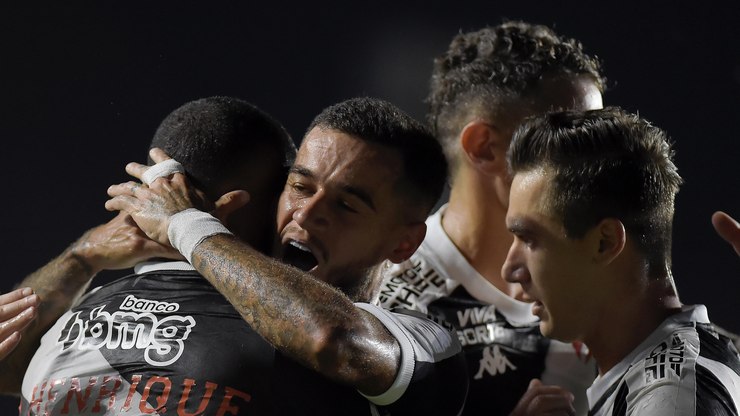 Vasco vence o Melgar e avança para os playoffs da Sul-Americana