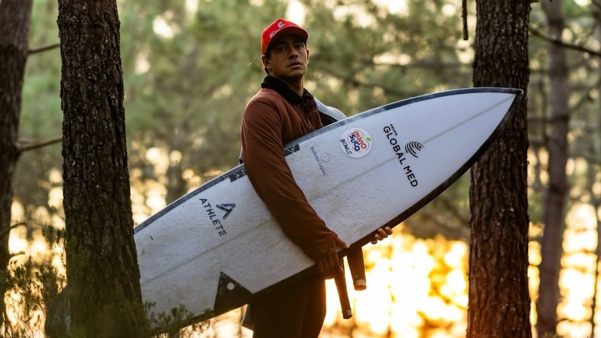 Gabriel Sampaio é surfista de ondas gigantes Gabriel Sampaio é surfista de ondas gigantes