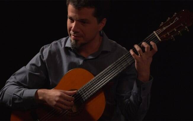Compositor e violonista Daniel Murray lana CD Sombrangua: Septeto Autoral