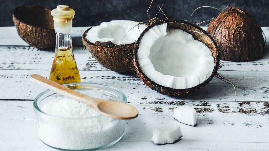 Óleo de coco é um ingrediente natural